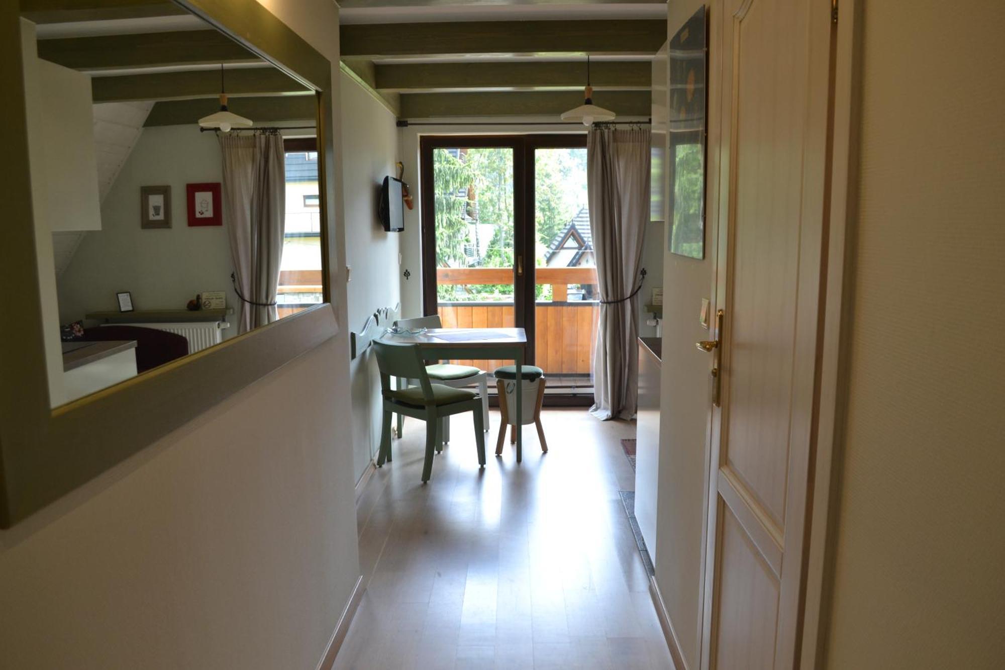 Apartamenty Inny Swiat Zakopane Bilik gambar